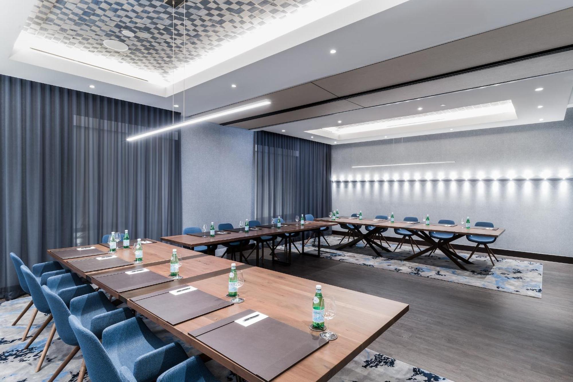 Innovation Hotel Naples Park Esterno foto