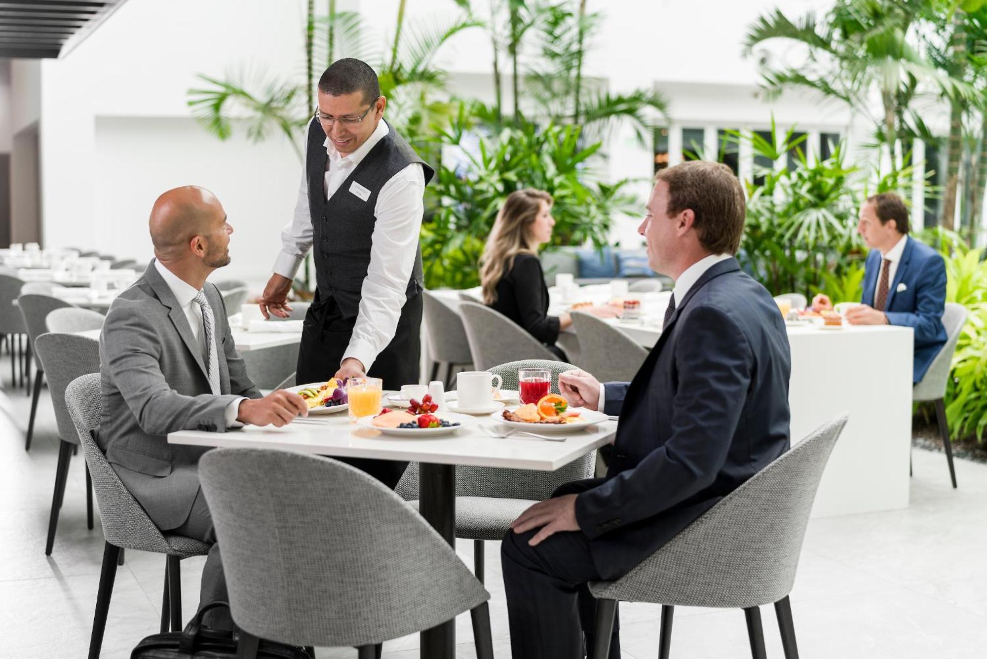 Innovation Hotel Naples Park Esterno foto